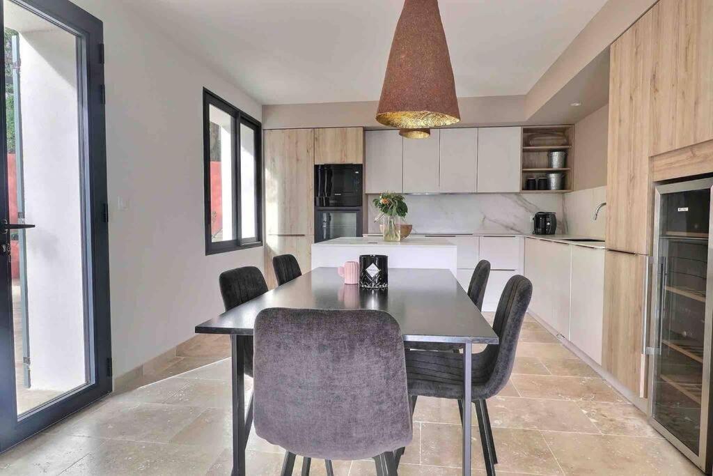 Villa Sous Le « Figuier » Cornillon-Confoux Esterno foto