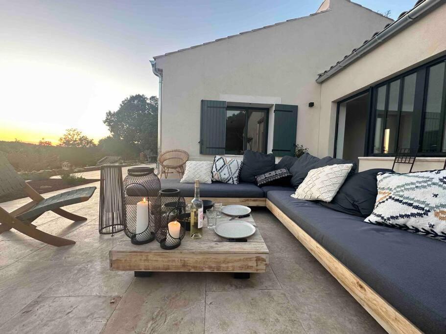 Villa Sous Le « Figuier » Cornillon-Confoux Esterno foto