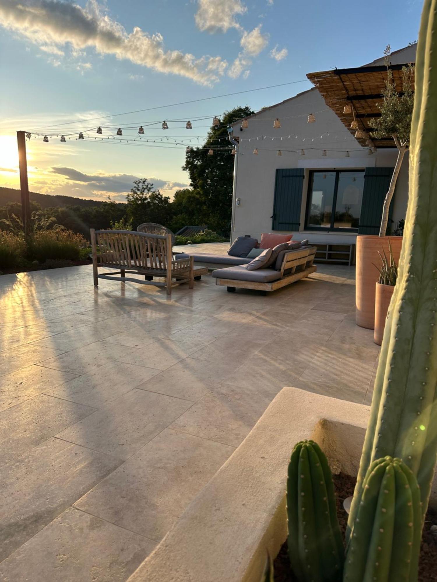 Villa Sous Le « Figuier » Cornillon-Confoux Esterno foto